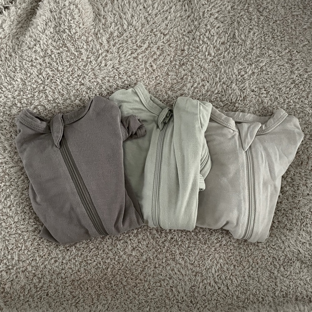 NB Kyte BABY Zippered Footie Bundle